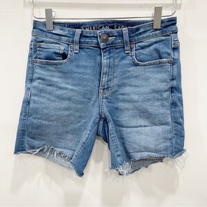 American Eagle Midi Jean Shorts Cutoff Denim Raw Hem Distressed Size 2